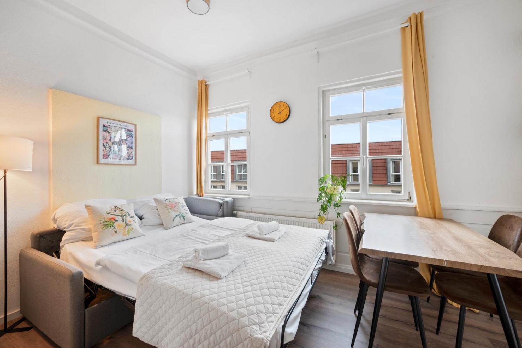 Backhome - Business&Family - Fantastische Schlosslage, Smarttv, Waschtrockner, Netflix, 50Qm, 24H Checkin - Apartment 3 Ludwigsburg Luaran gambar